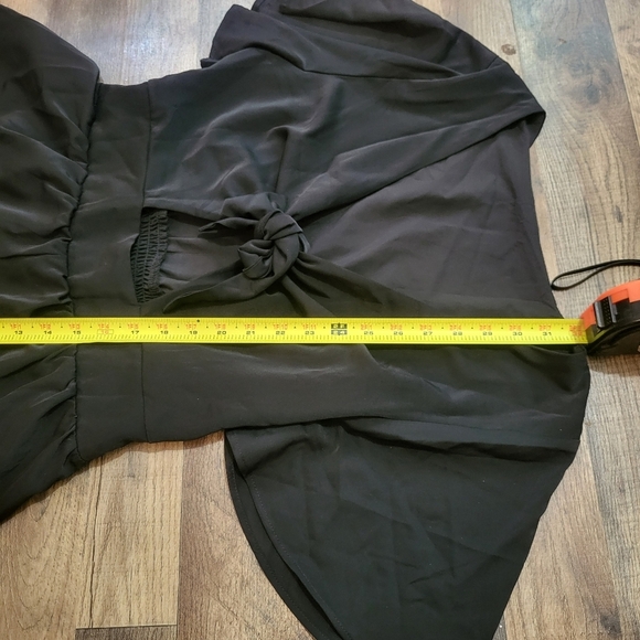 Aoysky Women's Black Short Sleeve V Neck Front Tie Romper Jumpsuit Size Medium - Picture 4 of 9